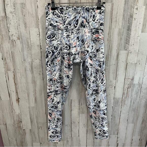 Freely Academy High Rise Patterned Crop Leggings Womens Small - Picture 1 of 7